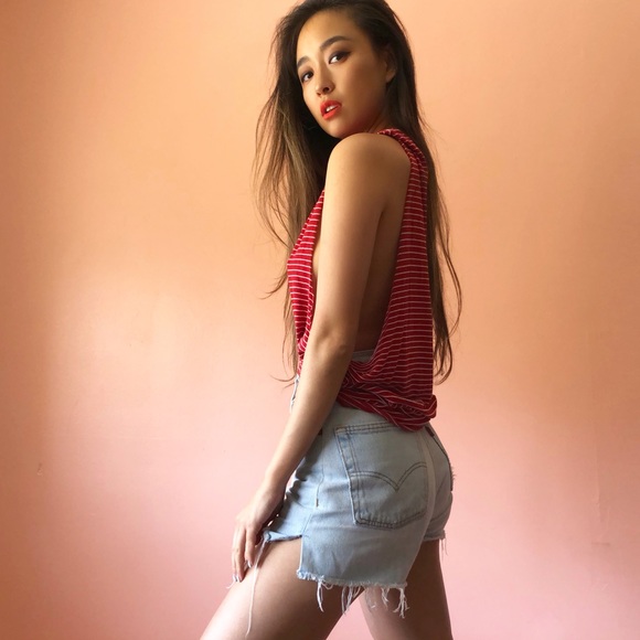 Brandy Melville by John Galt Red Stripe Muscle Tee - Picture 2 of 4